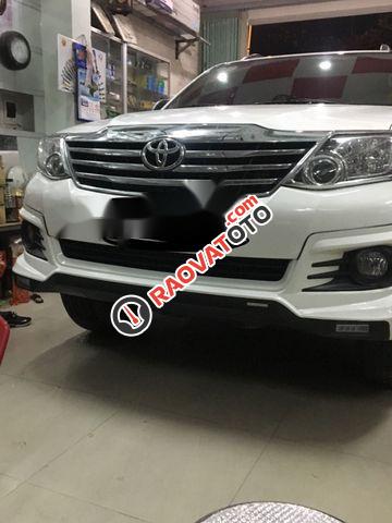 Bán Toyota Fortuner Sportivo 2016, màu trắng số tự động, giá chỉ 930 triệu-0