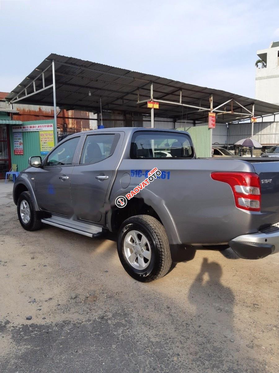 Bán Mitsubishi Triton 2.5MT sản xuất 2016, màu xám, xe nhập-2