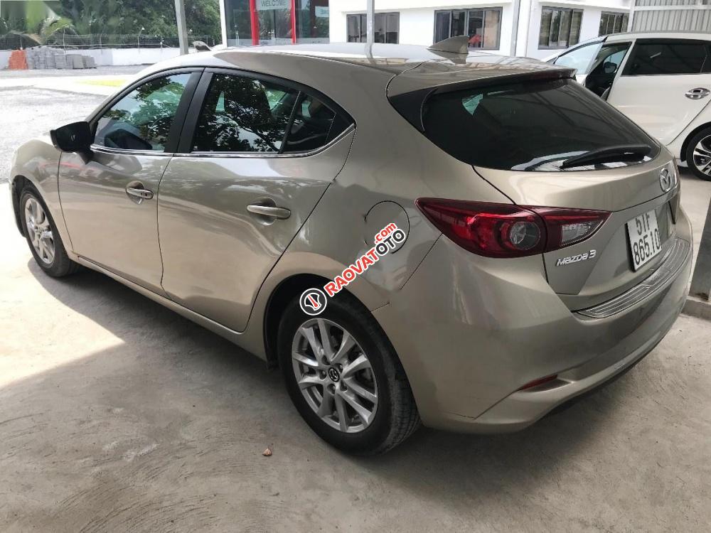 Bán Mazda 3 1.5L Facelift sản xuất 2017, màu vàng cát-2