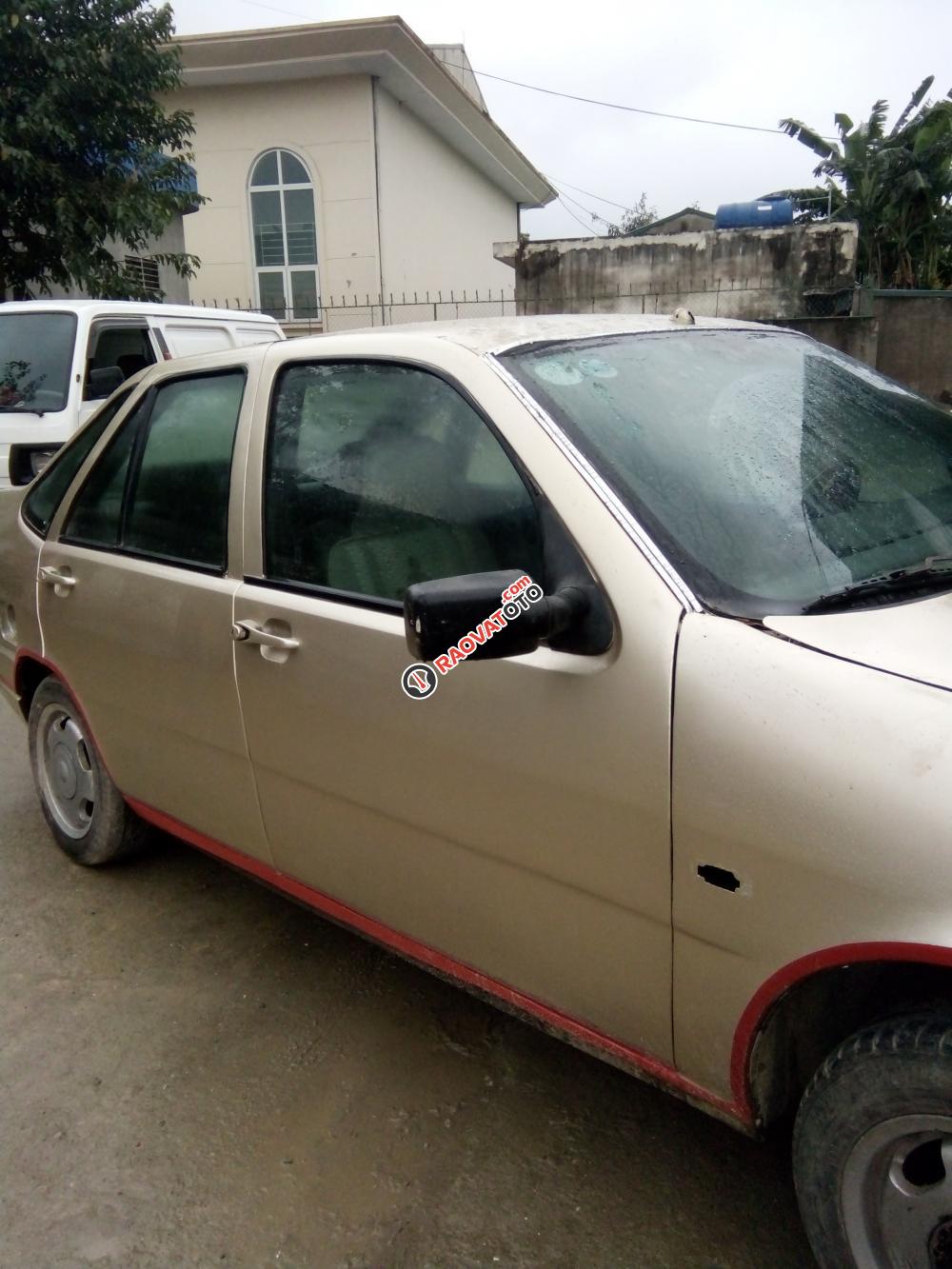 Cần bán gấp Fiat 126 sản xuất năm 1997, màu bạc, xe nhập-3