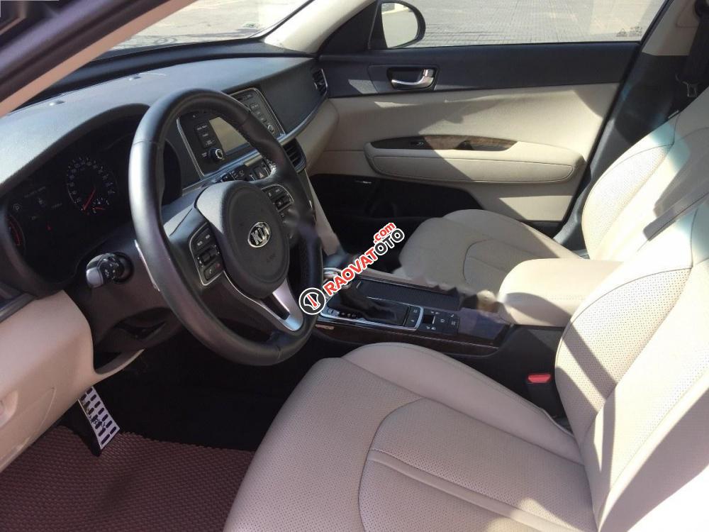 Cần bán gấp Kia Optima 2.0 AT đời 2017, màu đen -5