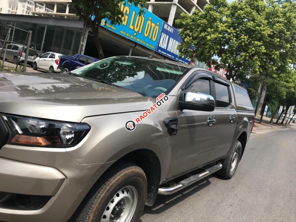 Chính chủ bán Ford Ranger XL sản xuất năm 2015, màu vàng, xe nhập-3