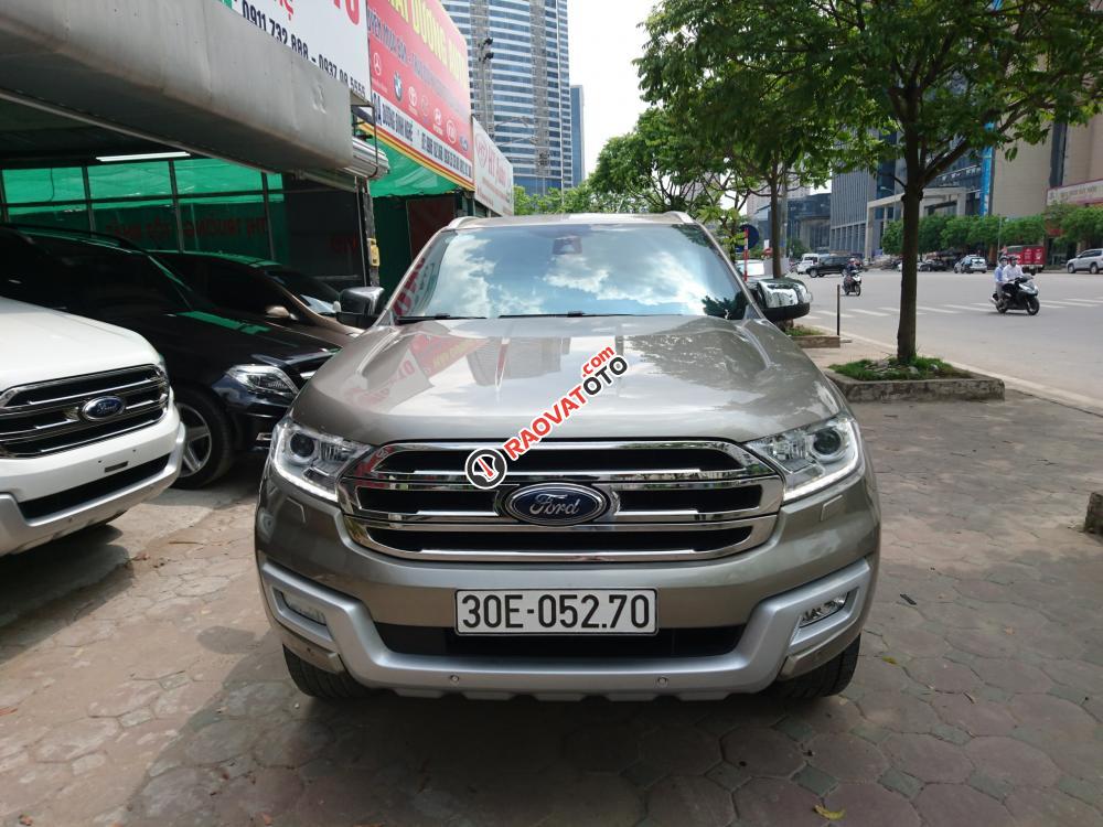 Bán ô tô Ford Everest 3.2 Titanium đời 2016, màu nâu, xe nhập-5