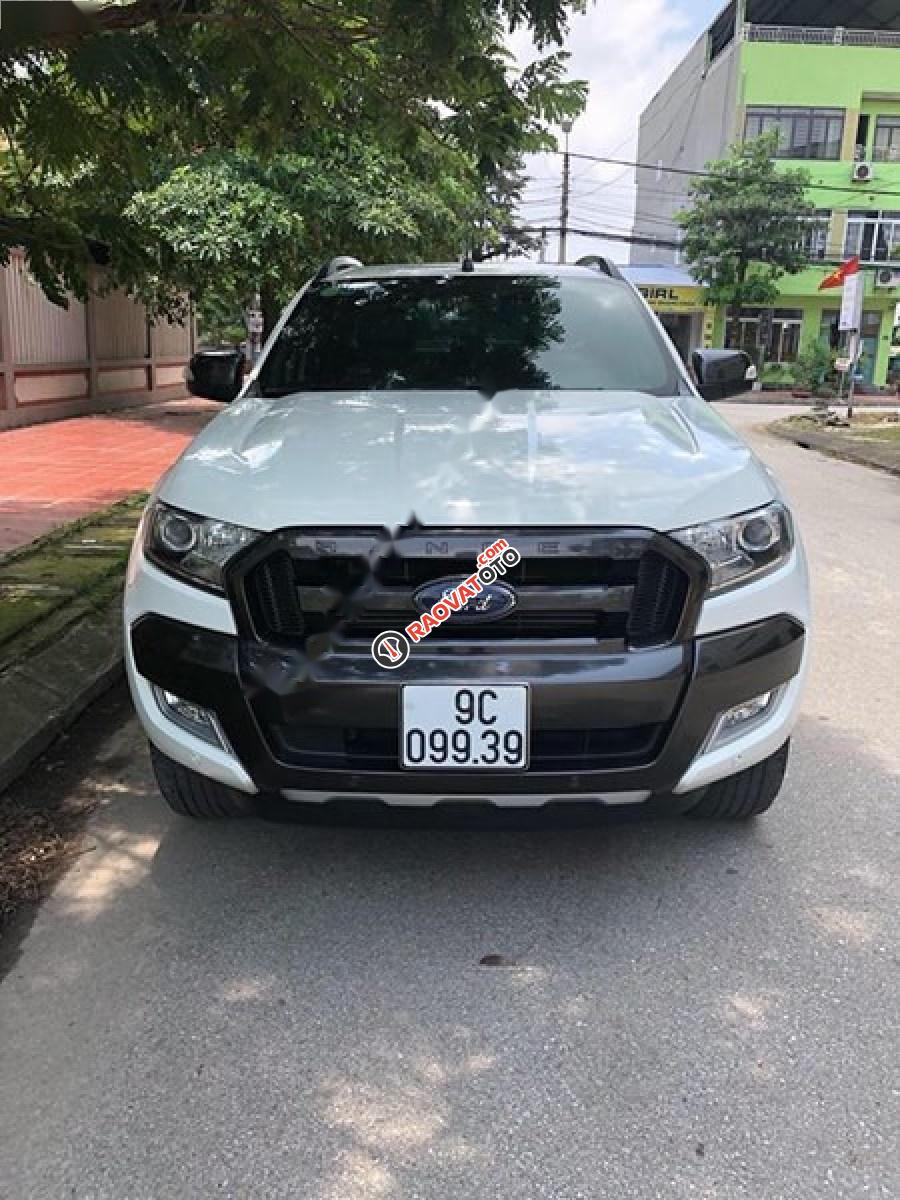 Bán xe Ford Ranger Wildtrack sản xuất năm 2015, màu trắng-0
