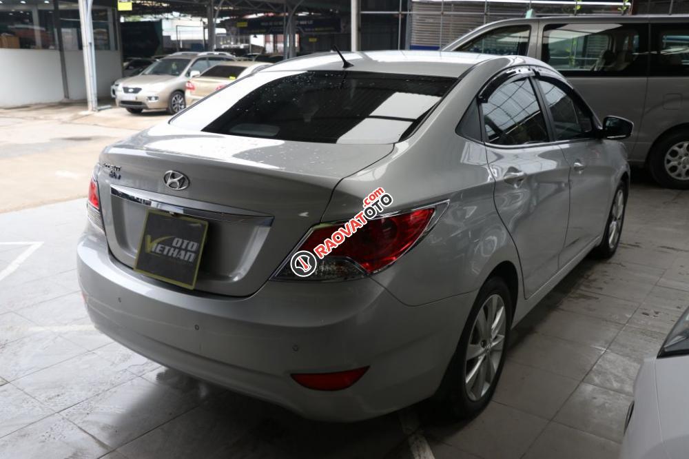 Cần bán xe Hyundai Accent blue 1.4AT đời 2013, màu bạc, xe nhập, 438tr-5