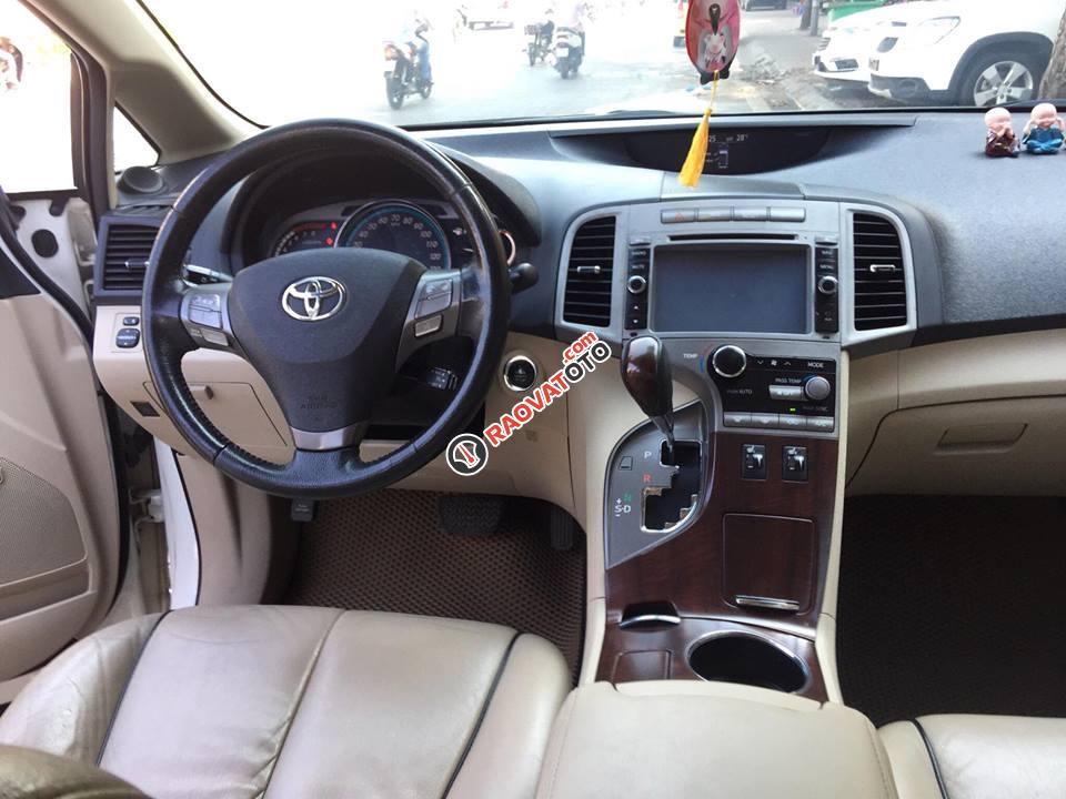 Bán Toyota Venza 2.7 AT đời 2010, màu trắng, xe nhập, 845tr-6