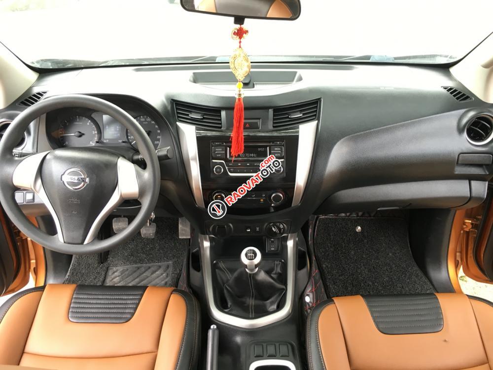 Bán xe Nissan Navara đời 2015 màu vàng đồng, giá chỉ 560 triệu, xe nhập-11