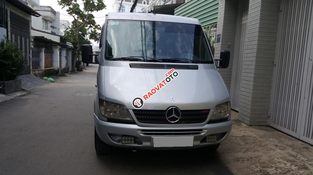 Bán Mercedes Sprinter 2013 máy dầu, màu bạc xe nhà mua mới từ đầu-6