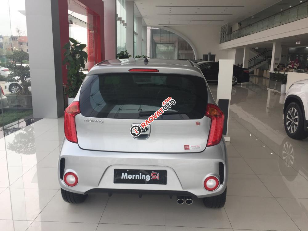 Cần bán xe Kia Morning đời 2017, màu bạc, bản 4 máy EX MT-3