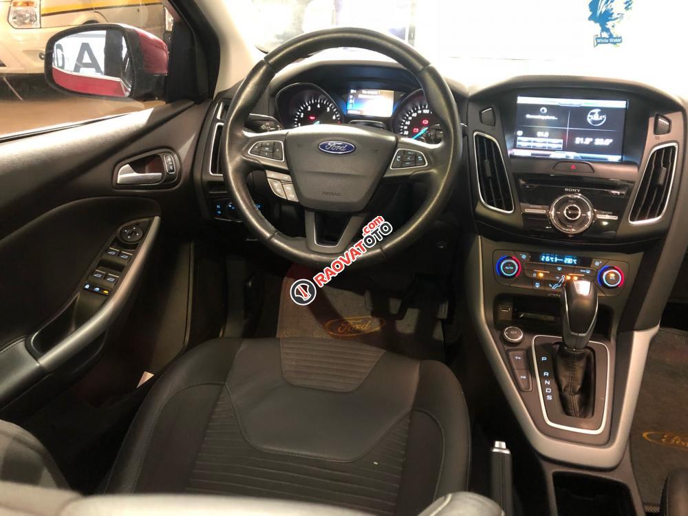 Cần bán xe Ford Focus 1.5L Ecoboost sản xuất 2016, vay ngân hàng 70%-6