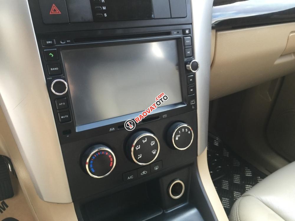 Cần bán xe Chevrolet Captiva LT số sàn 2010, màu bạc-8