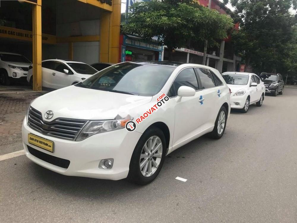 Cần bán gấp Toyota Venza 2.7 AT 2010, màu trắng, xe nhập, 845 triệu-1