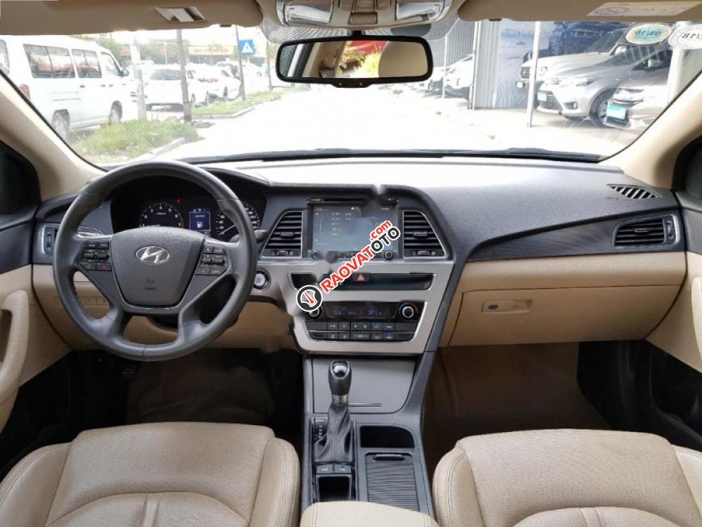 Bán Hyundai Sonata 2.0 2015, màu trắng, xe nhập, 758 triệu-8
