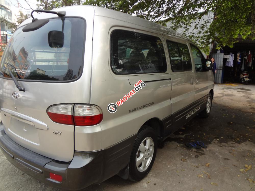 Bán Hyundai Starex GRX đời 2004, 6 chỗ, 800kg màu bạc, nhập khẩu Hàn Quốc-3