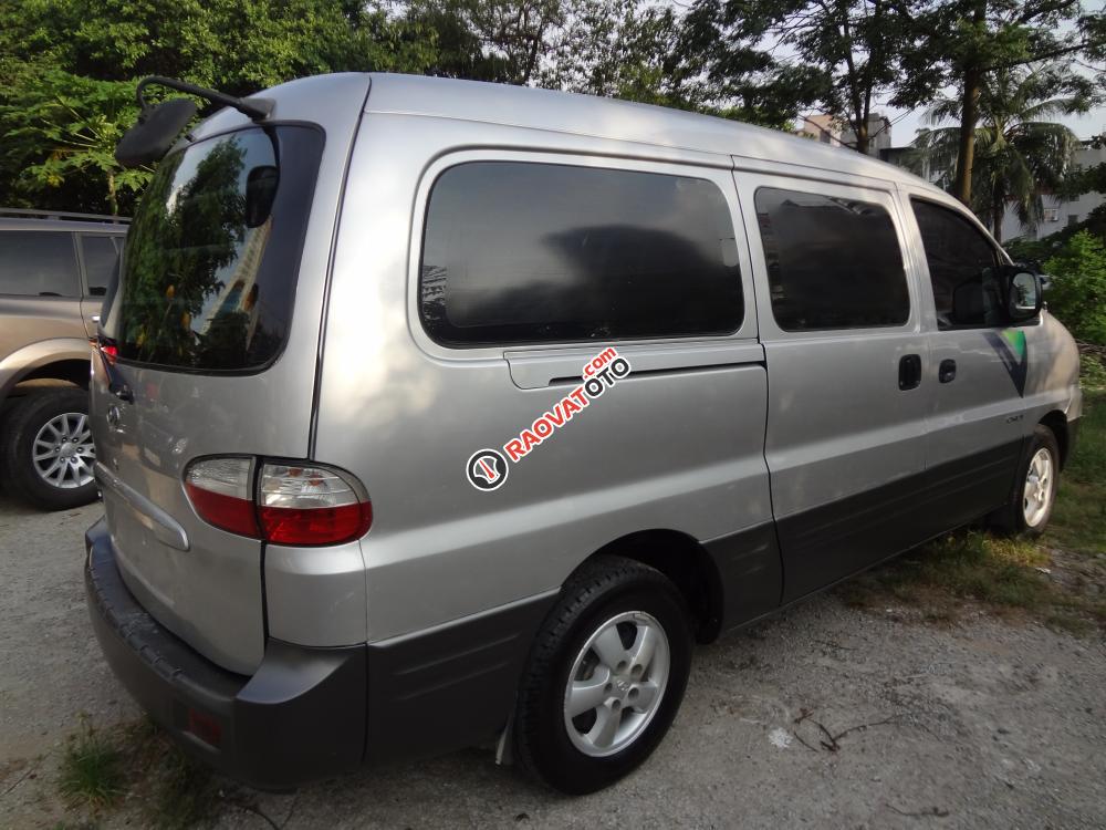 Bán ô tô Hyundai Starex GRX đời 2004, 3 chỗ 1000kg, màu bạc, nhập khẩu nguyên chiếc-4