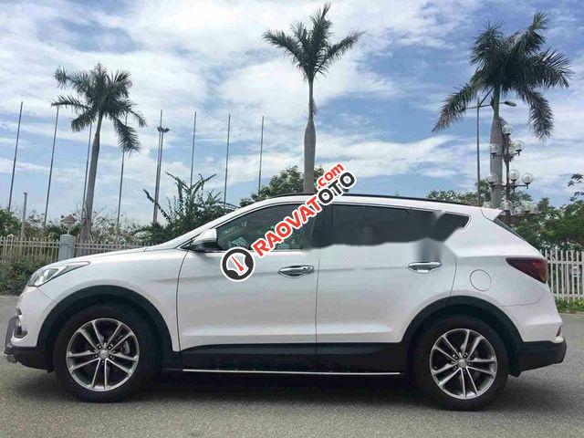 Bán Hyundai Santa Fe 2.2 năm sản xuất 2016, màu trắng, giá tốt-2