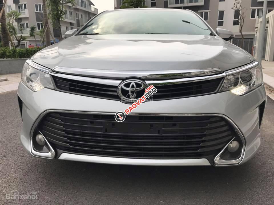 Bán Toyota Camry 2.0E 2018, giảm giá lên đến 100 triệu, giá cả, phụ kiện, bảo hiểm, coupon du lịch-5