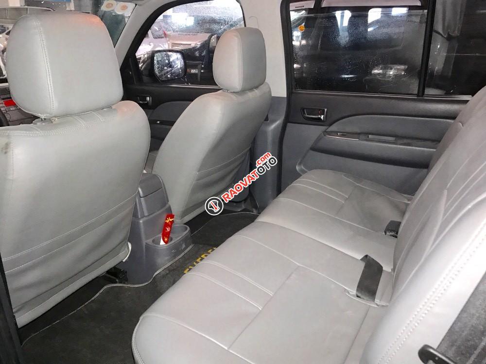 Cần bán gấp Ford Everest MT đời 2013, màu đen số sàn, 623tr-5