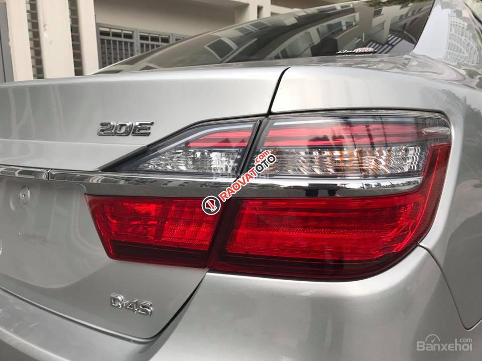 Bán Toyota Camry 2.0E 2018, giảm giá lên đến 100 triệu, giá cả, phụ kiện, bảo hiểm, coupon du lịch-3