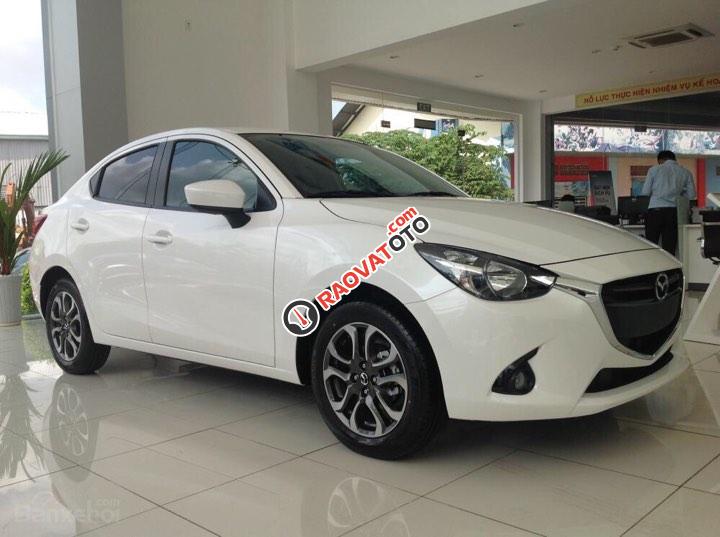 Bán Mazda 2 2018, màu trắng, 529 triệu-0