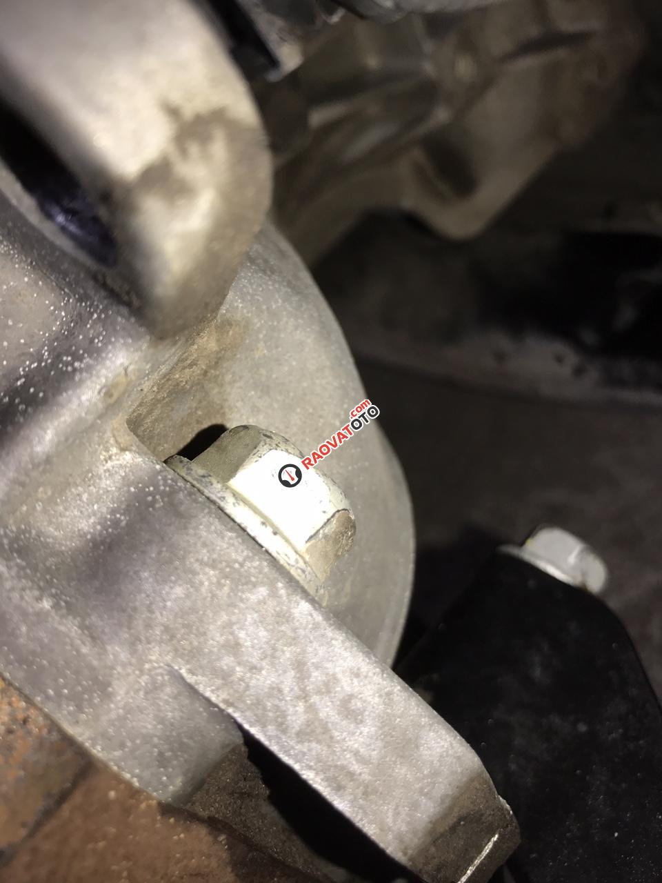 Cần bán Chevrolet Cruze 1.6 LS sản xuất 2011, màu bạc-14