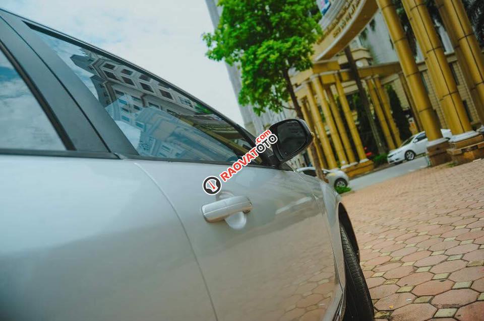 Bán xe Ford Focus 1.8 năm sản xuất 2010, màu bạc, 355 triệu-2