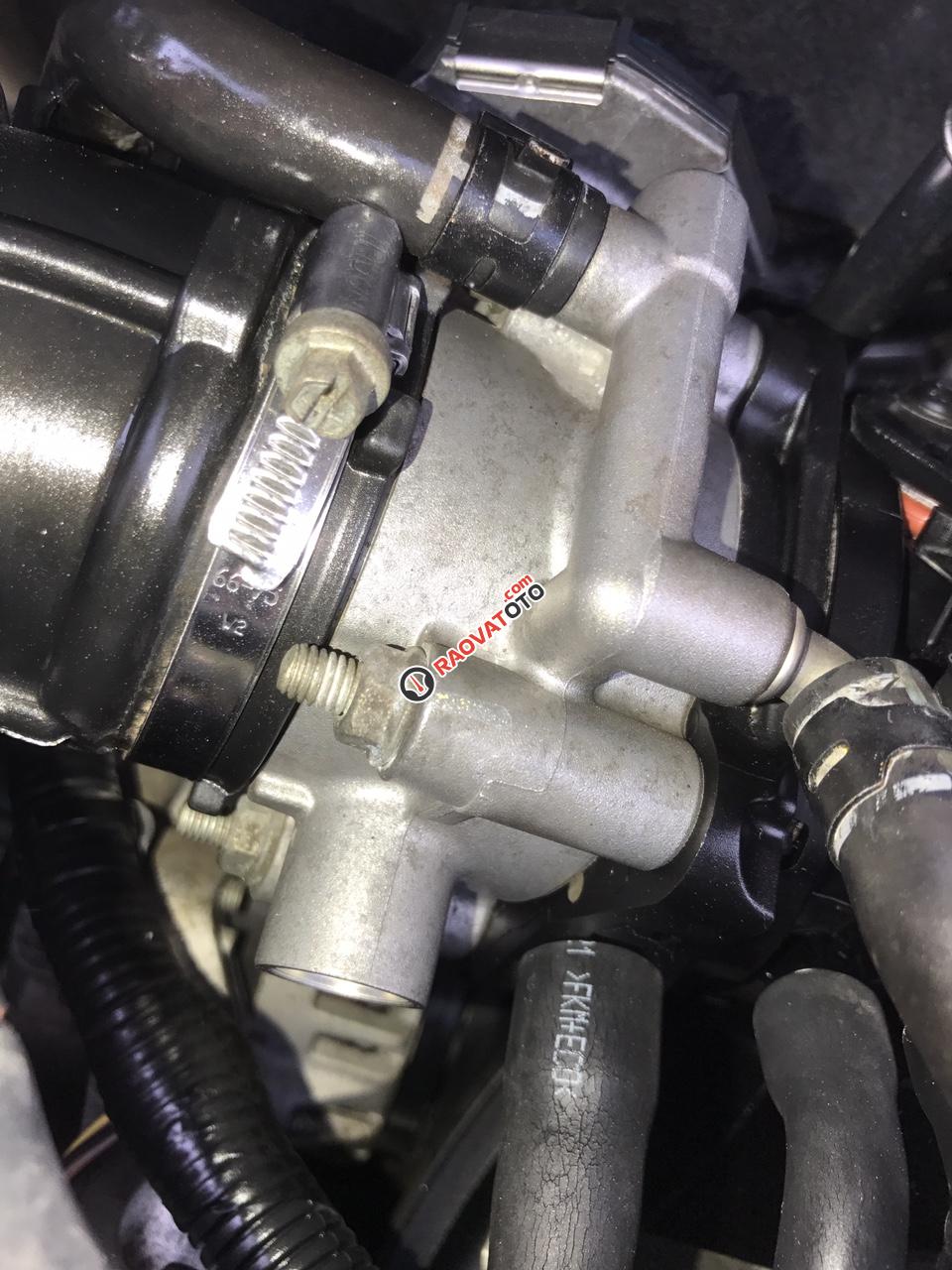 Cần bán Chevrolet Cruze 1.6 LS sản xuất 2011, màu bạc-8