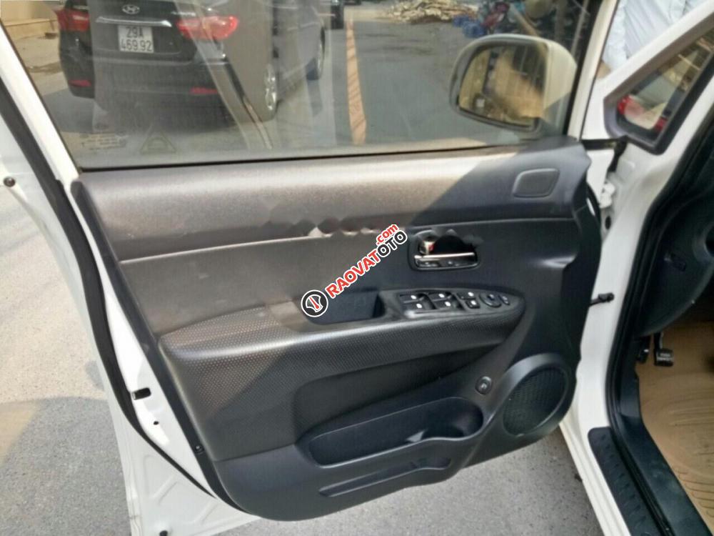Cần bán xe Kia Carens SX 2.0AT 2012, màu trắng chính chủ, giá 415tr-3