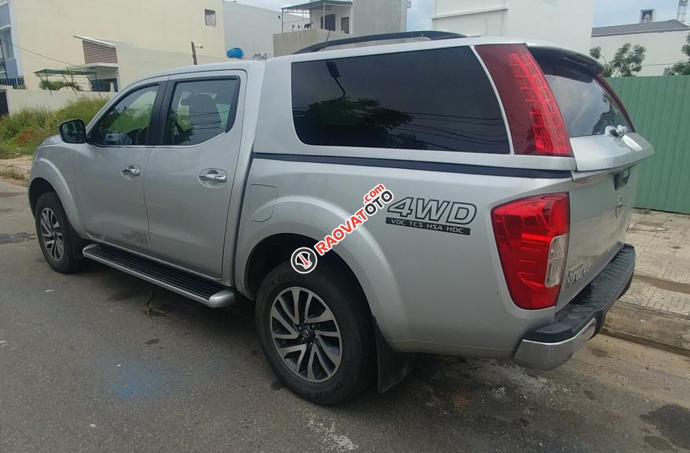 Bán xe bán tải Nissan Navara NP300 SL đời 2016, màu bạc, số sàn. Giá 605 triệu-0