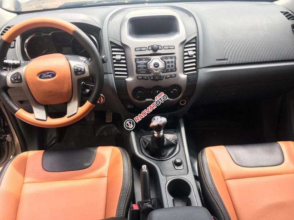 Bán Ford Ranger XLT 4x4 2015, xe nhập, giá chỉ 595 triệu-6