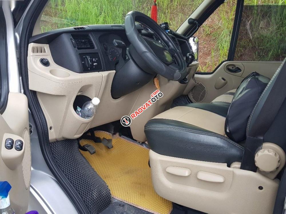 Cần bán Ford Transit LX năm 2015, màu bạc như mới-6