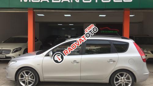 Bán xe Hyundai i30 AT đời 2009, màu bạc chính chủ-2
