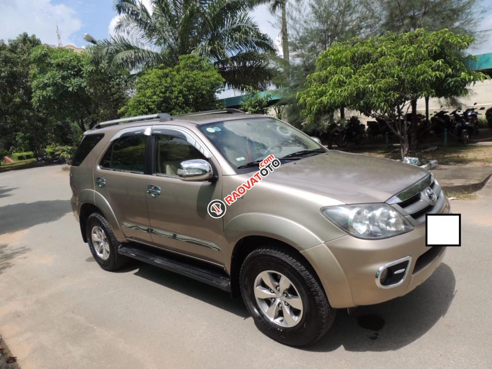 Cần bán Toyota Fortuner 2.7 AT SR5 đời 2008, xe nhập khẩu màu vàng cát-5