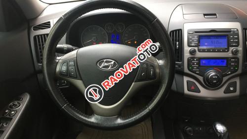 Bán xe Hyundai i30 AT đời 2009, màu bạc chính chủ-9