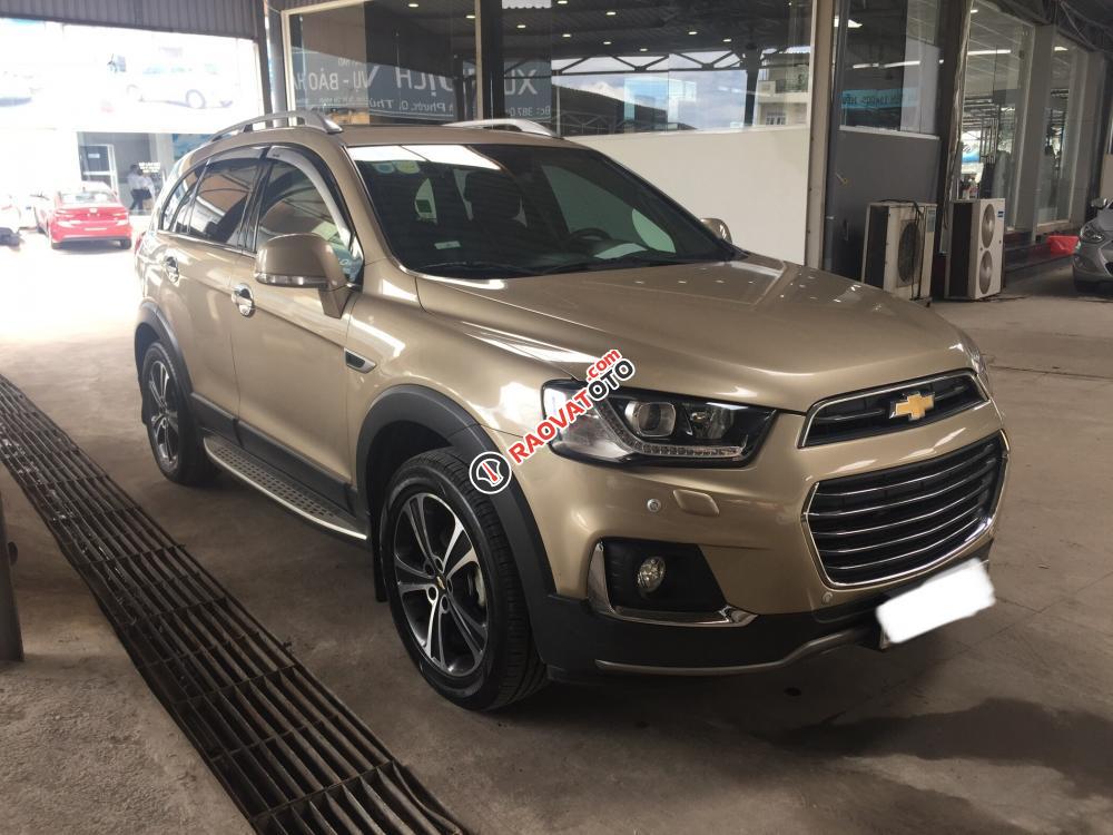 Bán Chevrolet Captiva Revv 2.4 2016, màu vàng cát, giá TL, hỗ trợ góp-0