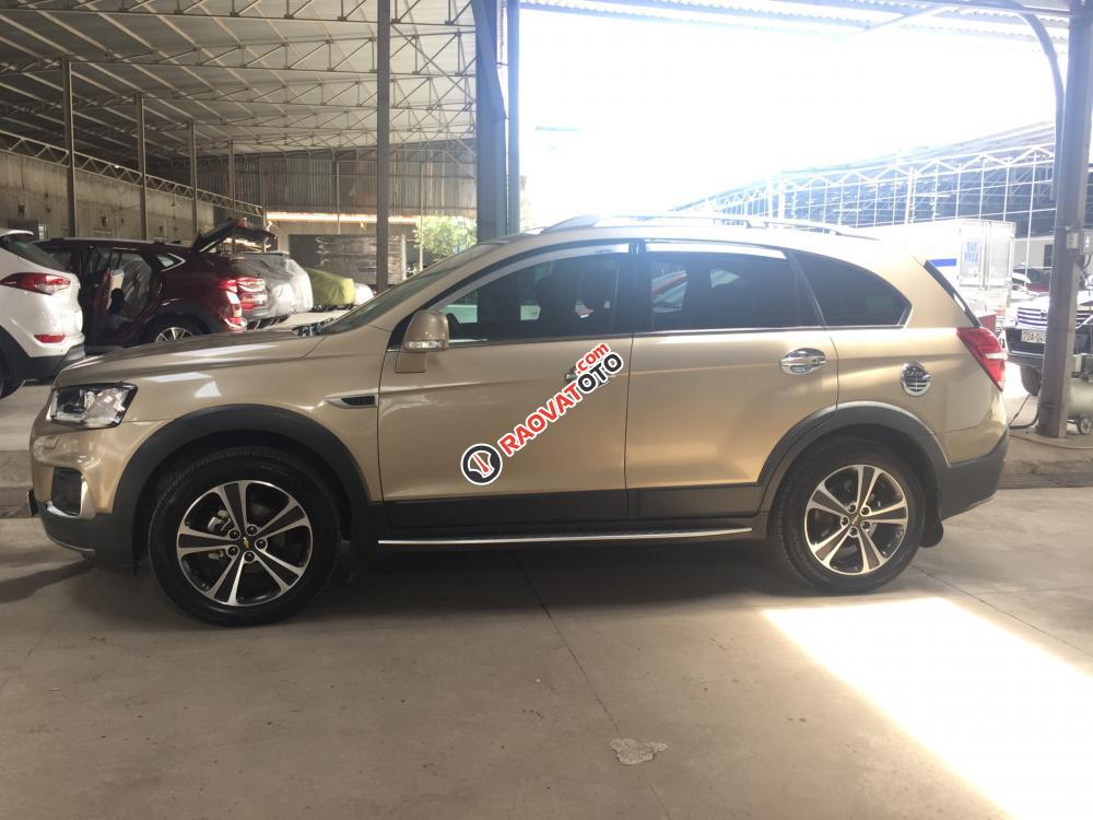 Bán Chevrolet Captiva Revv 2.4 2016, màu vàng cát, giá TL, hỗ trợ góp-5