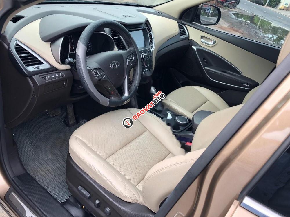 Bán xe Hyundai Santa Fe 2.2L 4WD năm 2017, màu nâu-7