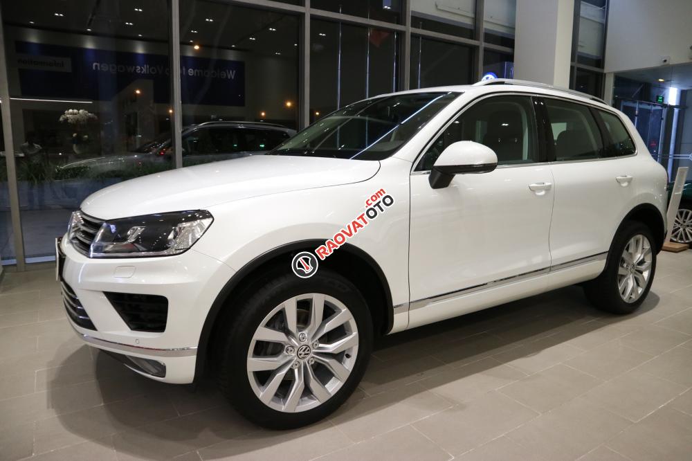 Bán xe Touareg đẳng cấp, 3.6, V6, hộp số 8 cấp tự động, thể thao-1