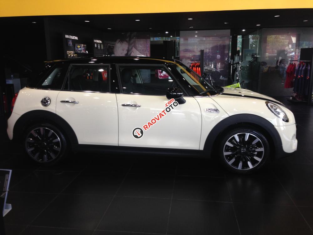 Khuyến mại lớn khi mua Mini Cooper S 5 cửa mới, giao xe ngay-3