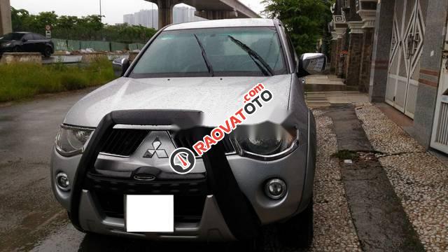 Bán Mitsubishi Triton GLS MT năm 2009, màu bạc, giá 300tr-1