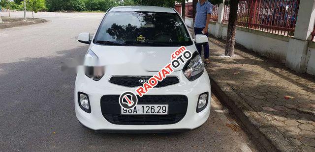 Bán Kia Morning EXMT năm 2017, màu trắng, xe đi được 8000km, còn 95%-1