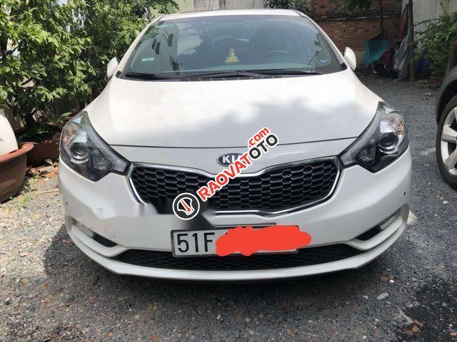 Bán Kia K3 AT đời 2016, màu trắng xe gia đình, giá chỉ 559 triệu-1