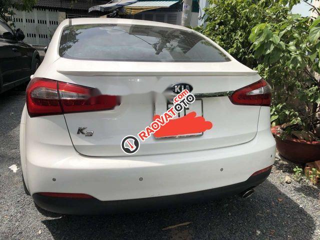 Bán Kia K3 AT đời 2016, màu trắng xe gia đình, giá chỉ 559 triệu-0