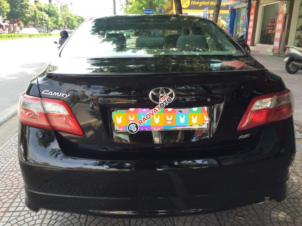 Cần bán Toyota Camry SE đời 2008 màu đen, giá cực tốt-3