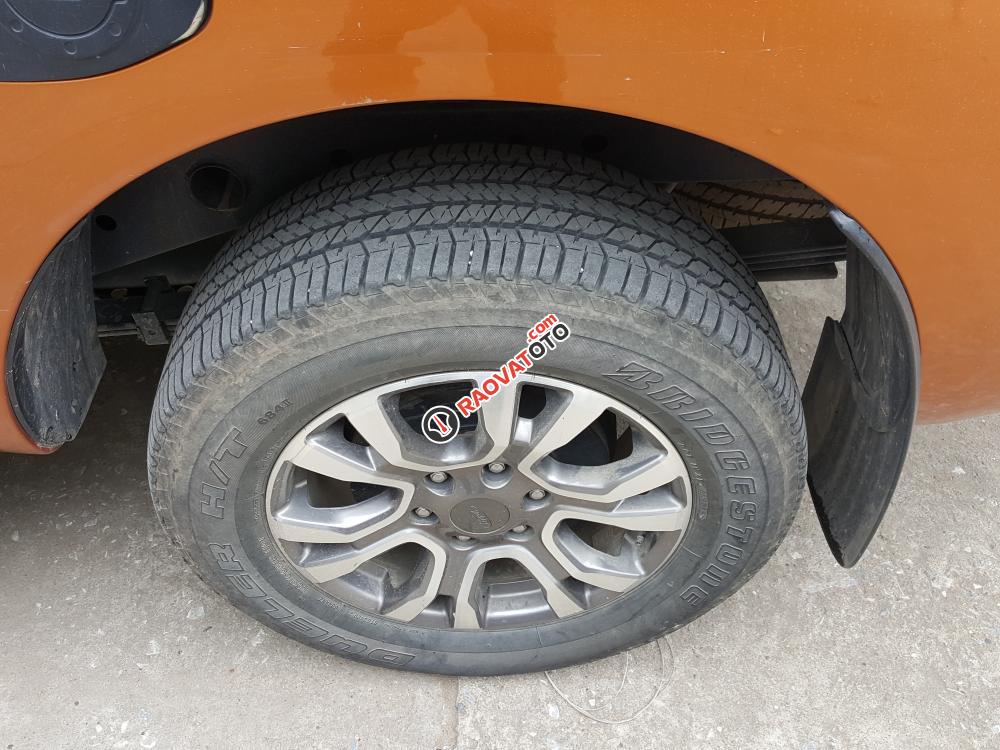 Bán ô tô Ford Ranger Wildtrack 3.2 SX tháng 12/2015 đăng ký 2016-0