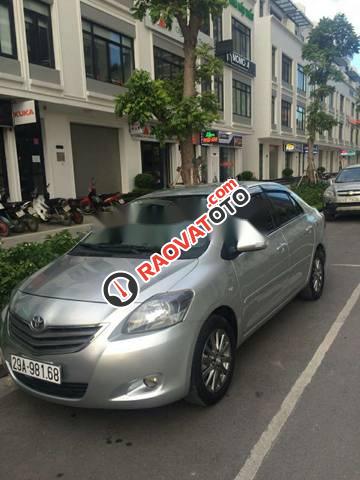 Cần bán lại xe Toyota Vios E 1.5MT năm 2013, màu bạc -0