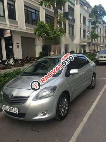 Cần bán lại xe Toyota Vios E 1.5MT năm 2013, màu bạc -5