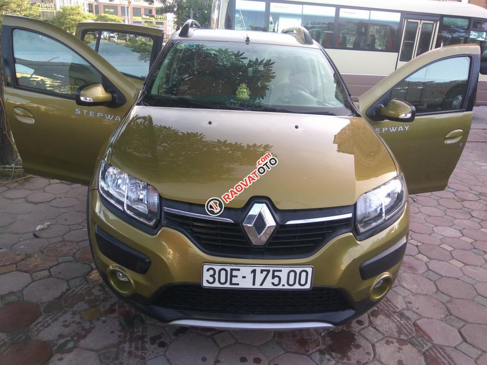 Ít nhu cầu sử dụng nên bán, xe Renault Sandero Stepway tháng 10 năm 2015, màu vàng, nhập khẩu giá cạnh tranh-0