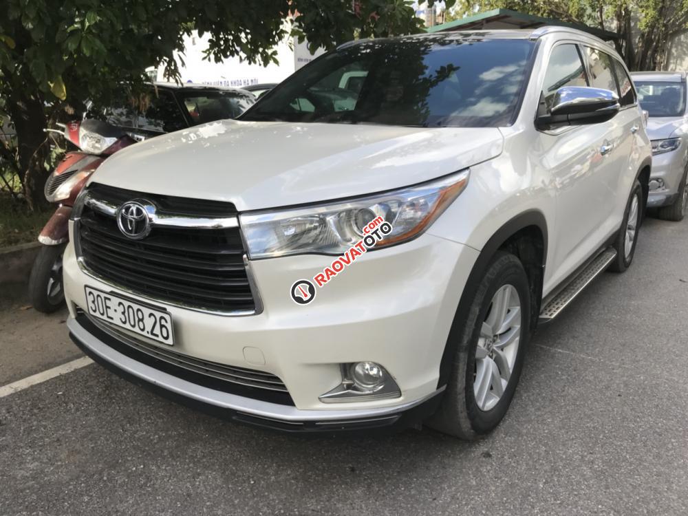 Cần bán Toyota Highlander LE sản xuất năm 2014, màu trắng, nhập khẩu-1