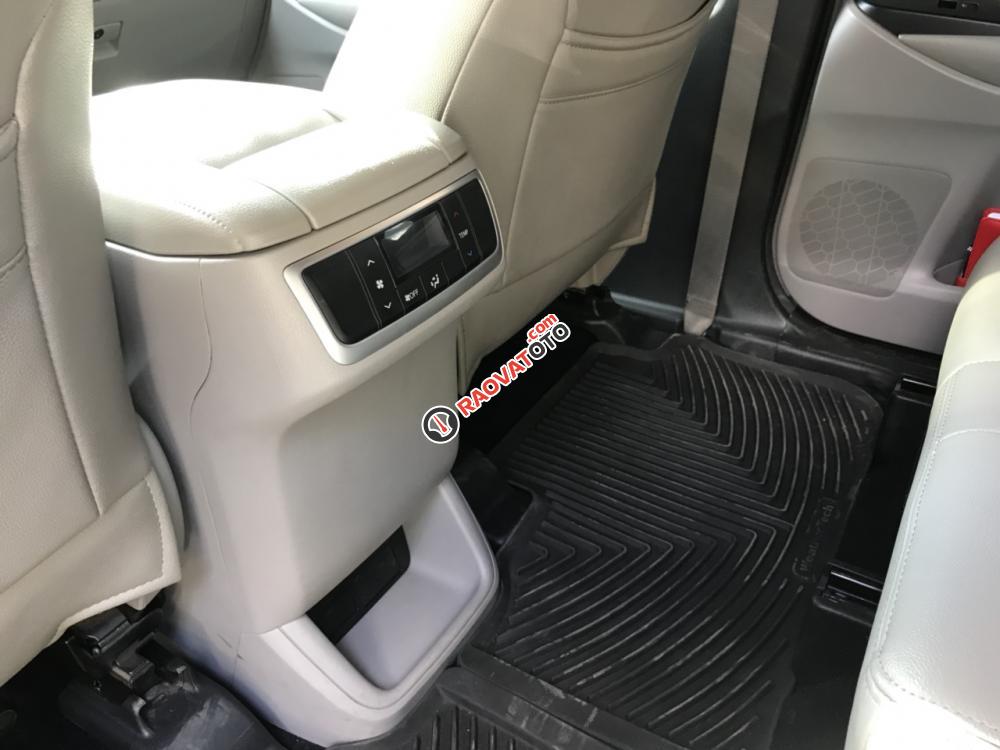 Cần bán Toyota Highlander LE sản xuất năm 2014, màu trắng, nhập khẩu-9